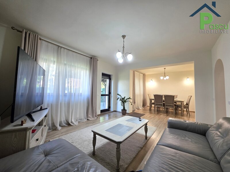 Pipera, Vila complex Gamma-Delta, Jolie Ville